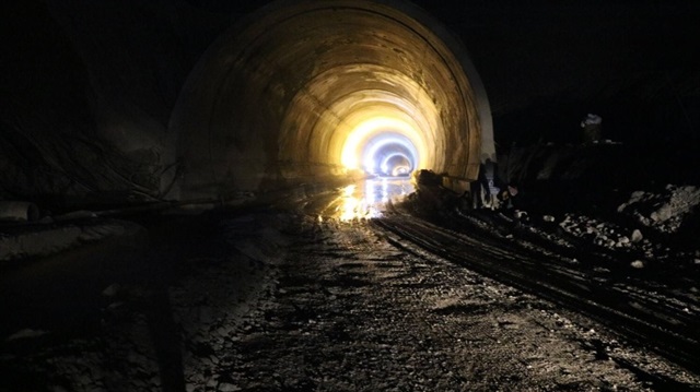 Demirkapı Tüneli ile Antalya-Konya arasındaki mesafe 45 kilometre kısalacak. 