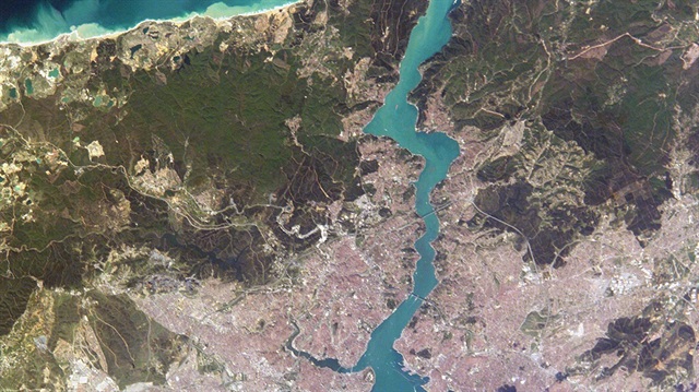 NASA'dan günün fotoğrafı: Uzaydan çekilmiş İstanbul Boğazı!