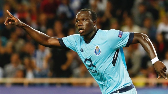 Aboubakar bu sezon Şampiyonlar Lig'indeki ilk gollerini Monaco'ya attı.