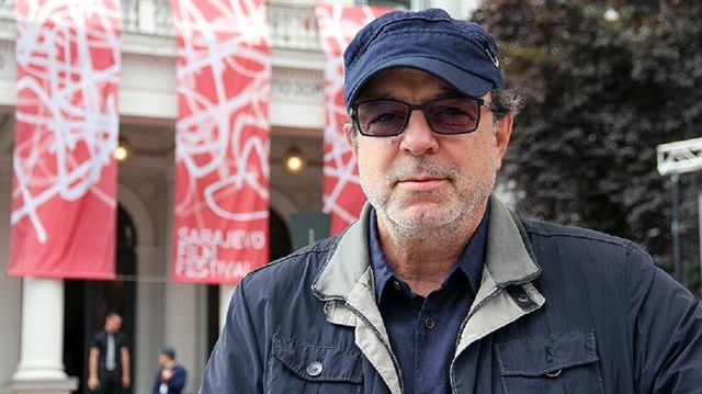 Semih Kaplanoğlu yaptığı açıklamada, filmin dünya prömiyerini 23. Saraybosna Film Festivali'nde yaptıklarını hatırlatarak, diğer festivallerden de yoğun ilgi gördüklerini söyledi.