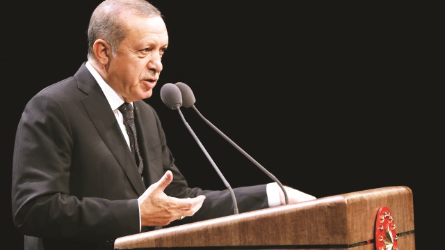 Cumhurbaşkanı Erdoğan, gayrımeşru referanduma ilişkin çok sert mesajlar verdi. 