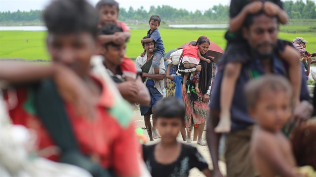 Arşiv: Arakanlı Müslümanlar, Myanmar katliamından kaçıyor
