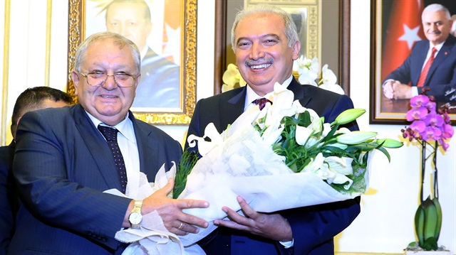 Uysal, İBB 1. Başkan Vekili Ahmet Selamet'ten görevi devraldı.