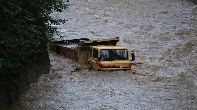 Rize'de dün şiddetli yağış etkili olmuştu. 