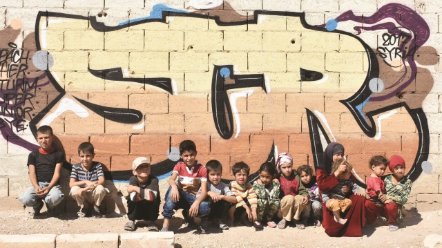  Suriyeli çocuklar için Uluslararası Mülteci Hakları Derneği İHH ile ortaklaşa 'Suriye’de Sınırsız Şenlik' organize etti. 