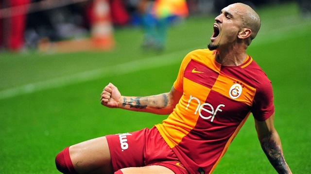 Galatasaray'ın Brezilyalı yıldızı Maicon, Karabükspor maçında attığı 2 golle gündem oldu. 