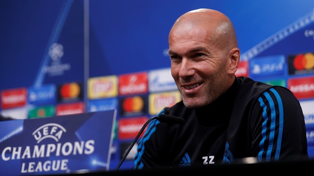 Zinedine Zidane'ın çalıştırdığı Real Madrid, ligde topladığı 11 puanla 6. sırada yer alıyor.