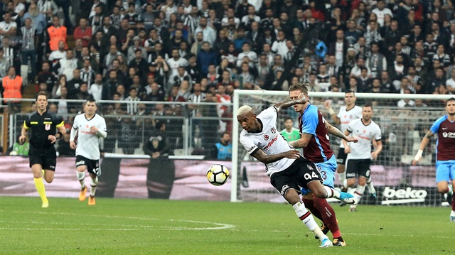 Talisca, Trabzonspor maçında Beşiktaş adına ilk golü atan oyuncu oluştu.