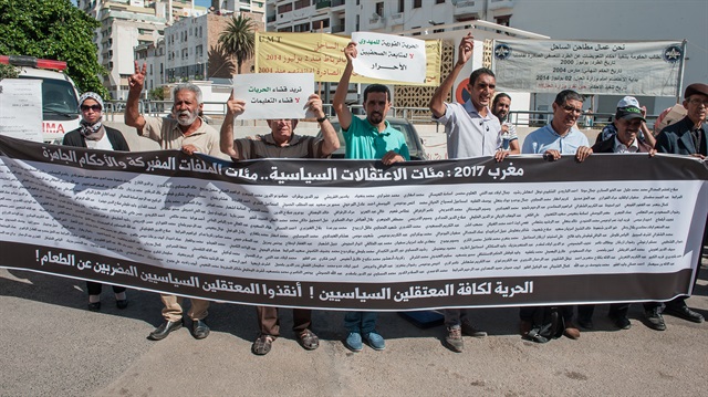 حقوقيون مغاربة يتظاهرون للمطالبة بإطلاق سراح موقوفي "حراك الريف"