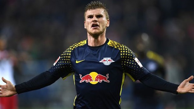 21 yaşındaki oyuncu bu sezon Leipzig formasıyla çıktığı 9 maçta 6 gol kaydetti.
