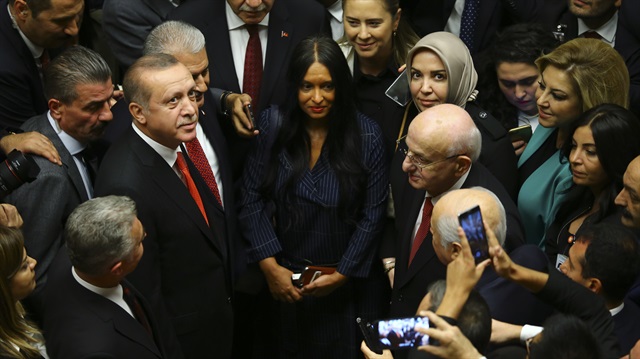 ARŞİV: Cumhurbaşkanı Recep Tayyip Erdoğan, TBMM Başkanı İsmail Kahraman tarafından TBMM'nin 26. Dönem 3. Yasama Yılı açılışı dolayısıyla Pazar günü verilen resepsiyona katıldı. 