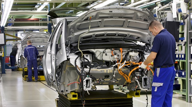 ​Türk otomotiv sektörünün Almanya'ya ihracatı 12 milyar euro.