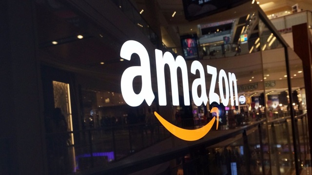 ABD'de yaşayan bir çift e-ticaret devi Amazon'un bozuk ürün politikasından yararlanarak firmayı 1.2 milyon dolar dolandırdı.