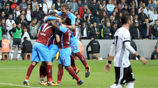 Trabzonspor, Beşiktaş deplasmanında 2 gol kaydetti