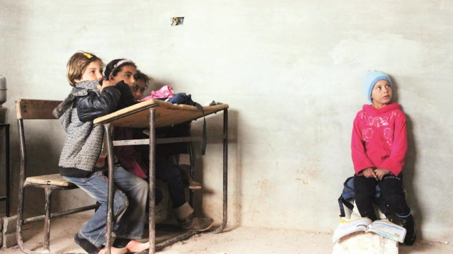 Suriye'de 2.5 milyon çocuk okula gidemiyor.