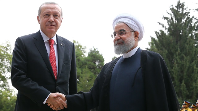 Türkiye ve İran arasında 4 anlaşma imzalandı.

