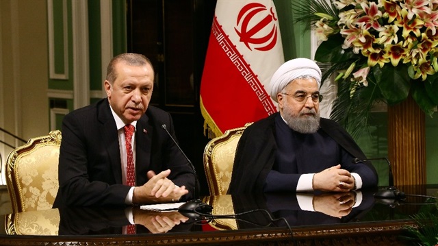 Türkiye ve İran arasında 4 anlaşma imzalandı.