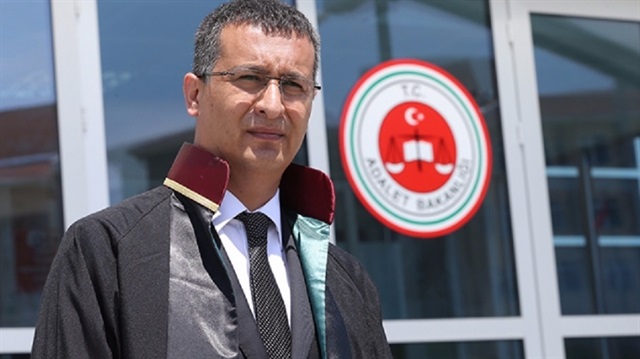 Cumhurbaşkanı Recep Tayyip Erdoğan'ın avukatlarından Ahmet Özel