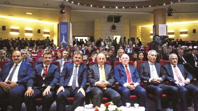 Her yıl düzenlenen Gelişen Kentler Zirvesi’nin 8’ncisi bu yıl Erzurum’da düzenlendi. 