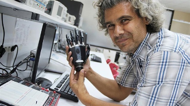 Tasarlanan yerli protez elin 2019 da piyasa sürülmesi planlanıyor.