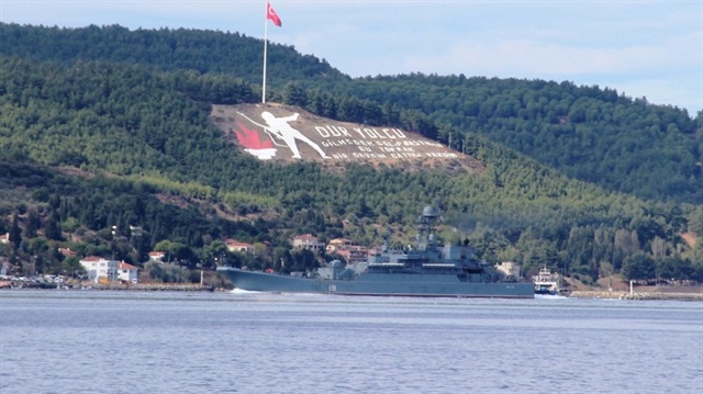 Boğazdan geçen Rus gemisi Ege'ye açıldı. 