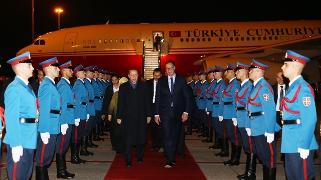 أردوغان يصل بلغراد في مستهل زيارة رسمية لصربيا
