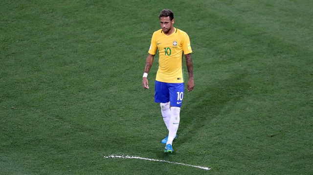 Brezilyalı yıldız Neymar, ülkesinin formasını 78 kez giydi ve 52 gol attı.