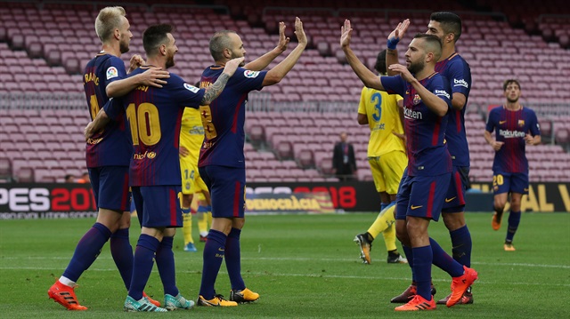 Barcelona, 20162017 sezonunda elde ettiği gelirle kulüp tarihine geçti.