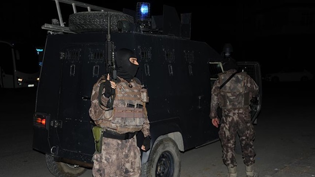 Adana merkezli 6 ilde PKK'ya operasyon düzenlendi.
