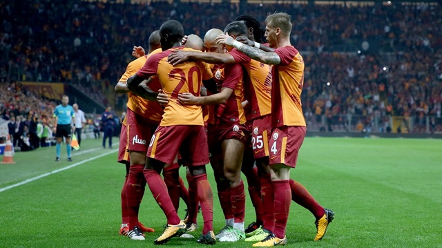 Galatasaray bu sezon Süper Lig'de 7 maç'ta 19 puan topladı