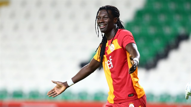 Bafetimbi Gomis, Süper Lig'de çıktığı 8 maçta 9 gol atma başarısı gösterdi.