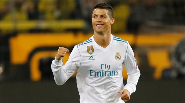32 yaşındaki Ronaldo bu sezon Real Madrid formasıyla çıktığı 6 resmi maçta 5 gol kaydetti.