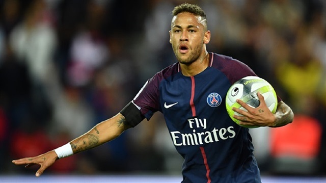 Neymar 222 milyon euro bonservis bedeliyle dünyanın en pahalı transferi konumunda.
