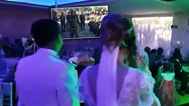 Askerler, komutanlarının düğünü için sürpriz bir video hazırladı. 