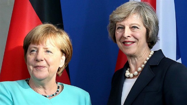 Almanya Başbakanı Merkel ve İngiltere Başbakanı May