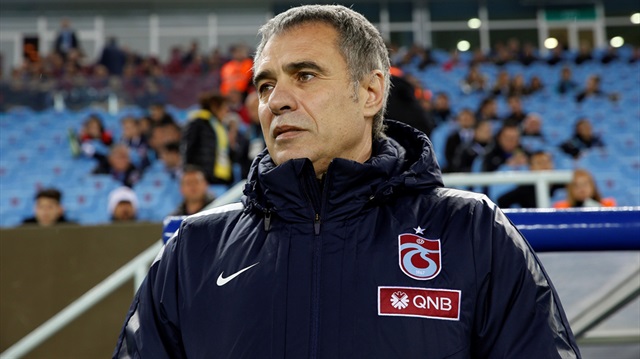 Ersun Yanal, Trabzonspor'un başında 148 maça çıkarken 67 galibiyet, 36 beraberlik ve 45 mağlubiyet aldı.