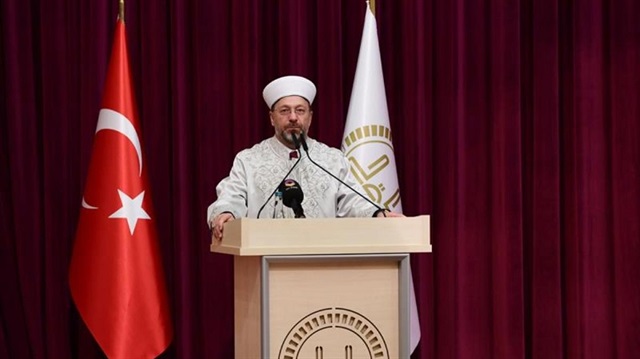 رئيس الشؤون الدينية التركي يطالب بالتحرك لوقف عمليات القتل والدمار بالعالم