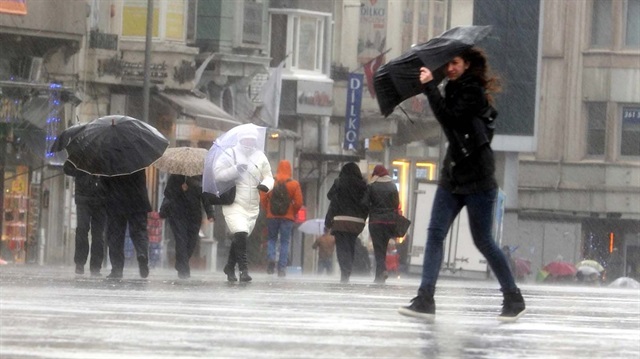 Meteoroloji vatandaşlarla yetkililerin tedbirli olması uyarısında bulundu.