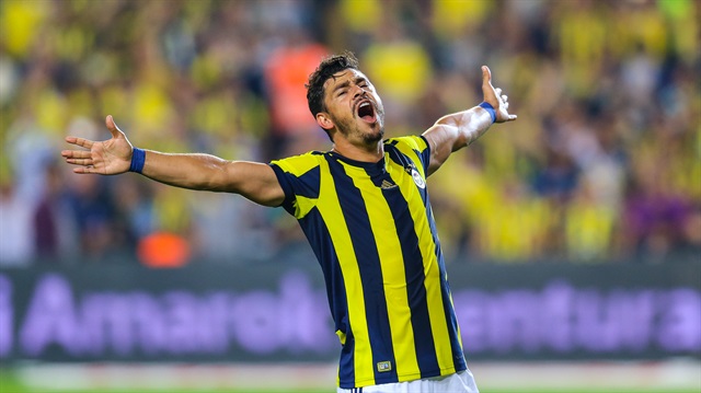 Giuliano Fenerbahçe formasıyla çıktığı 7 maçta 3 gol kaydetti.