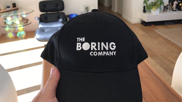 Elon Musk'un kurduğu The Boring Company'e ait şapka satışa çıktı