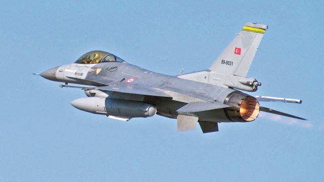 Terör örgütü PKK'ya yönelik hava harekatı düzenlendi. 