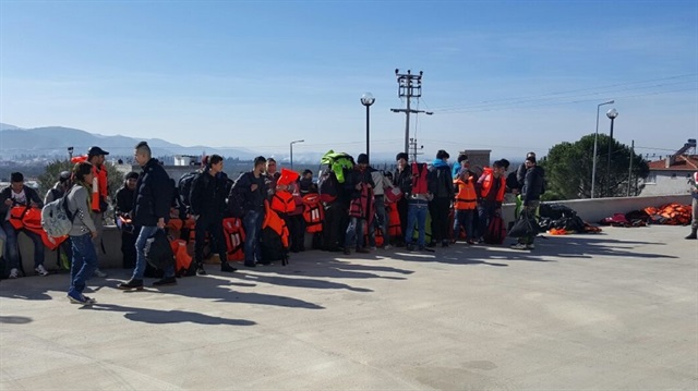 Ayvalık'ta 37 kaçak göçmen yakalandı