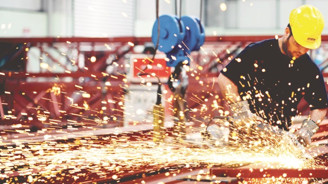 KOSGEB, Türkiye genelinde imalat sanayi sektöründeki KOBİ’lere 500 milyonluk destek sağlayacak.