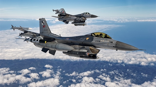 Türk Silahlı Kuvvetleri'ne ait savaş uçakları