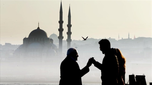 İstanbul ve bazı illerde gece saatlerinde sis ve pus bekleniyor.