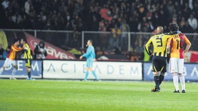 Rönesans Tablosu: Galatasaray - Fenerbahçe derbisini en iyi anlatan 16 güçlü fotoğraf