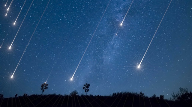 Orionid meteor yağmurunun bu gece 01 ila 04 saatleri arasında görülebileceği ifade ediliyor.
