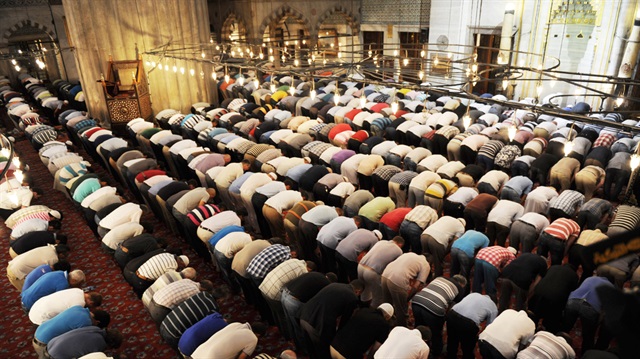 İslam dininde erkeklere farz olan cuma namazı, bu hafta da büyük bir katılımla kılınacak.