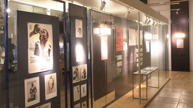 ​İş Bankası Müzesi’nde açılan “İş Bankası İftiharla Sunar” sergisi reklam dünyasının  yaklaşık bir asırlık hikayesini anlatıyor