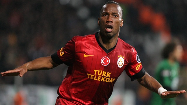 Drogba, Galatasaray formasıyla çıktığı 53 maçta 20 gol atarken 13 de asist yaptı.